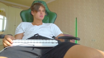 Dave_Maxwell  13-07-2021 video spank